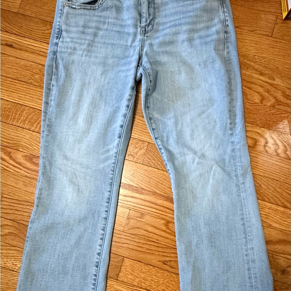 American Eagle KickBoot Women's Jeans - Picture 2 of 5